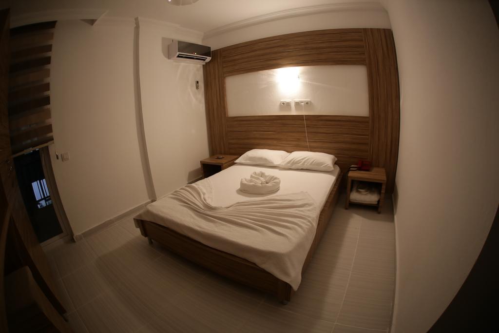 Araucaria Pension Antalya Habitación foto